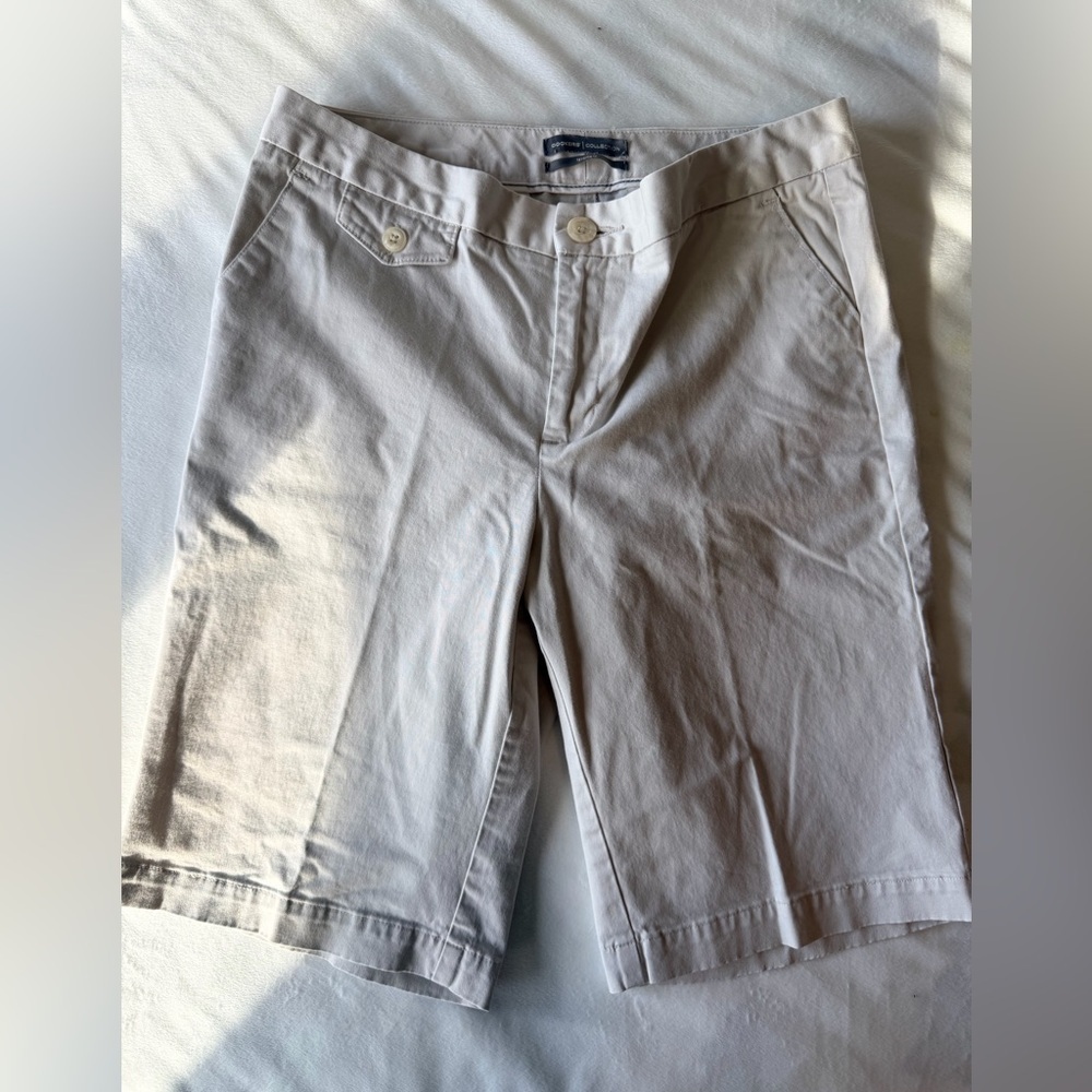 Dockers Favorite Fit Khaki Bermuda Shorts Size 8 Stretch Chino